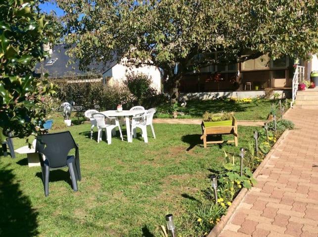Maison Avec Veranda Proche Du Centre Ville Rignac  エクステリア 写真