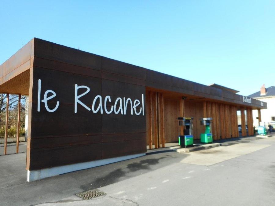 Maison Avec Veranda Proche Du Centre Ville Rignac  エクステリア 写真