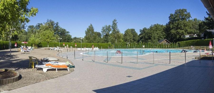 Maison Avec Veranda Proche Du Centre Ville Rignac  エクステリア 写真